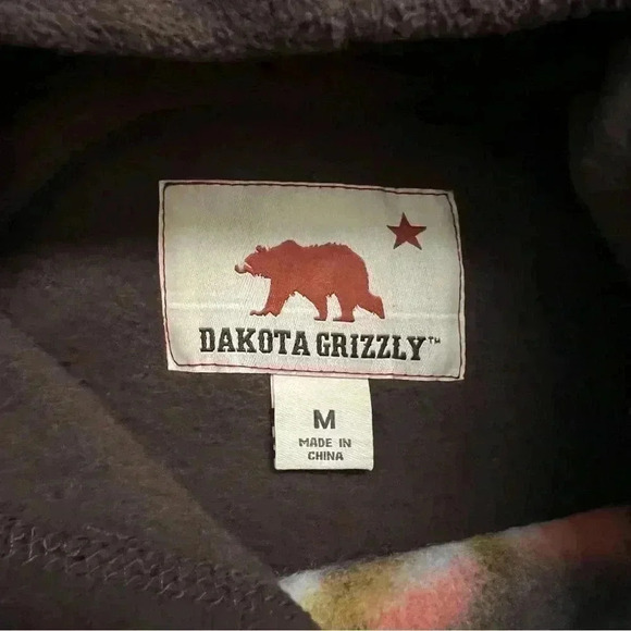 Dakota Grizzly Men’s Pullover Hoodie Sweatshirt Size Medium Hood Polyester Brown - Picture 11 of 16